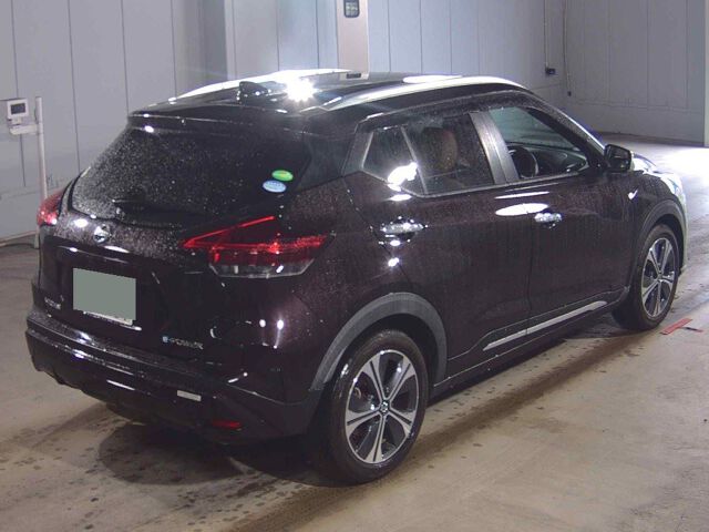 2021 Nissan Kicks XツートーンインテリアED auction photo 5