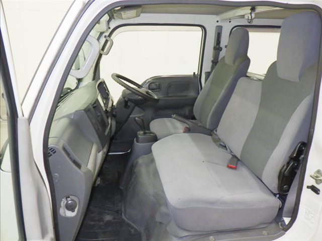 2016 Isuzu Elf ダブルキャブ auction photo 8