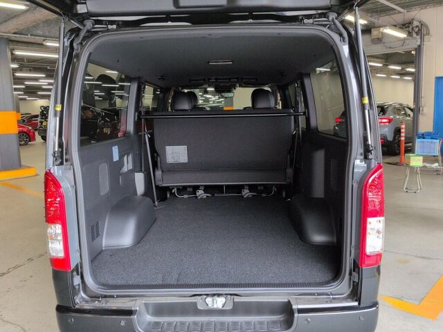 2025 Toyota Hiace L Super GL Dark 2 auction photo 3