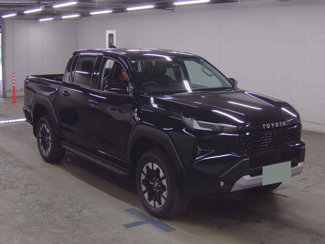 2026 Toyota Hilux Z 4WD Japan auction vehicle