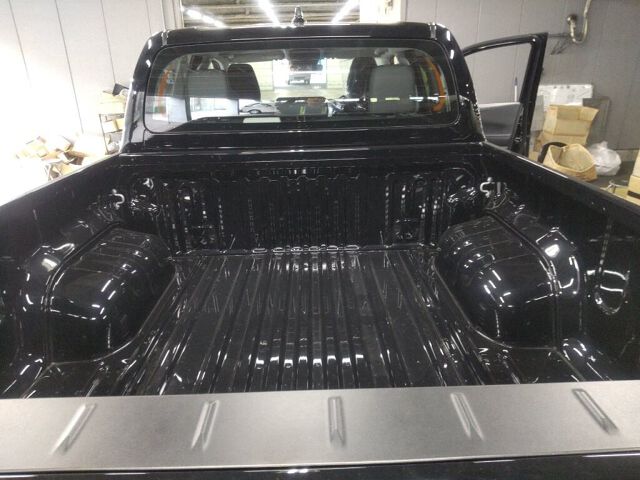 2026 Toyota Hilux Z 4WD auction photo 6