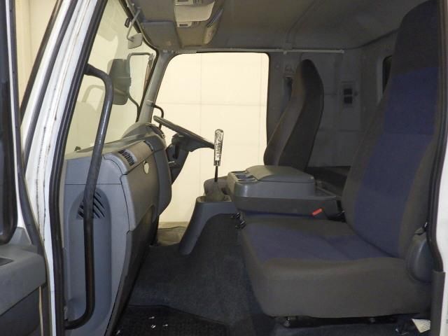 2016 Mitsubishi Fuso Fighter Flatbed auction photo 8