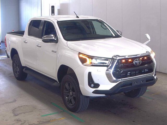 Japan Auction Vehicles 8 2023 Toyota Hilux Z 4WD auction photo