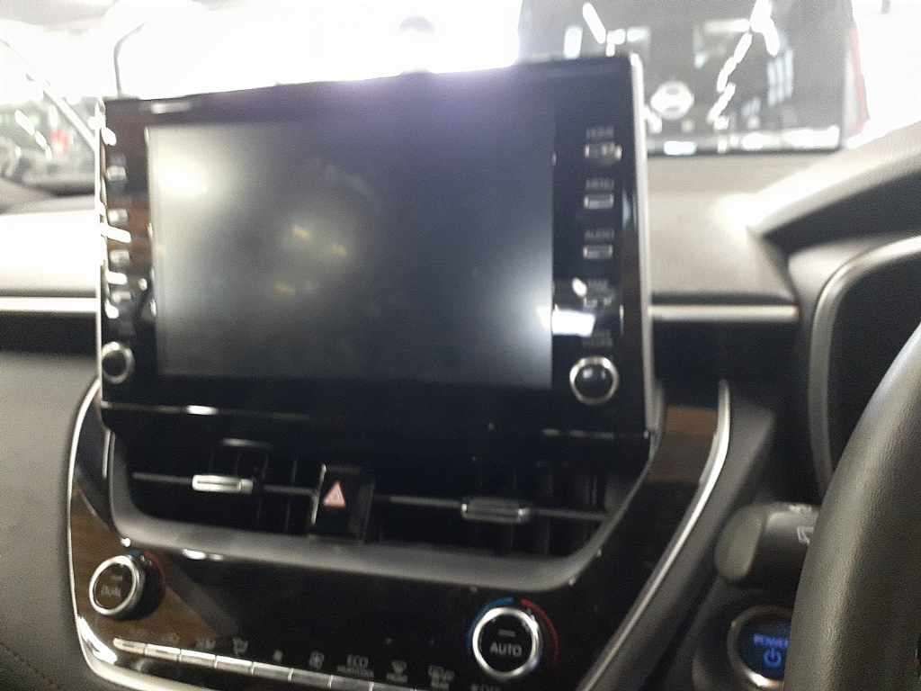 2023 Toyota Corolla Cross Hybrid Z 4WD auction photo 12
