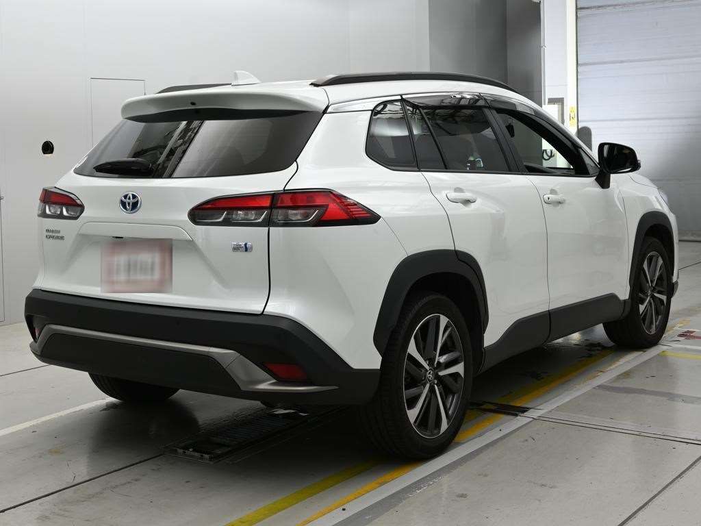 2023 Toyota Corolla Cross Hybrid Z 4WD auction photo 2