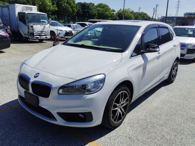 2016 BMW 2 Series 225XE Actezia Rag 4WD auction photo 4