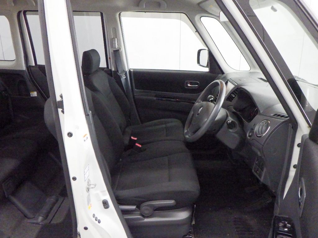 2011 Suzuki パレット SW XS auction photo 6