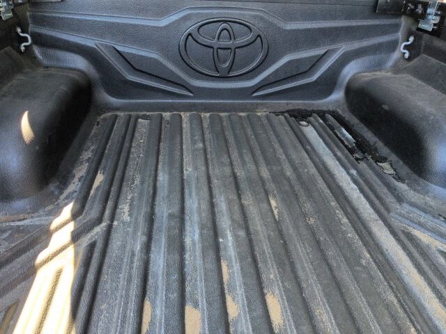 2022 Toyota Hilux Z GRスポーツ 4WD auction photo 6