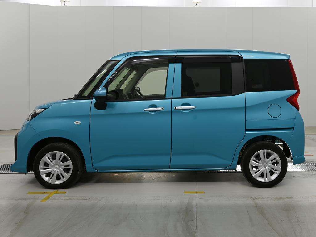 2022 Toyota Roomy X auction photo 4