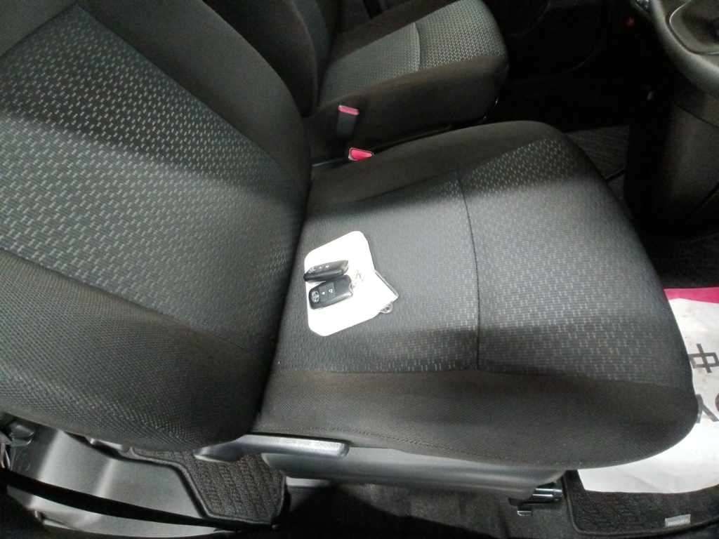 2022 Toyota Roomy X auction photo 10