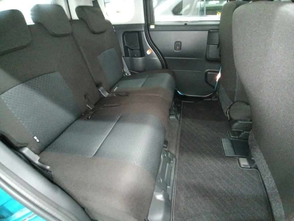 2022 Toyota Roomy X auction photo 12