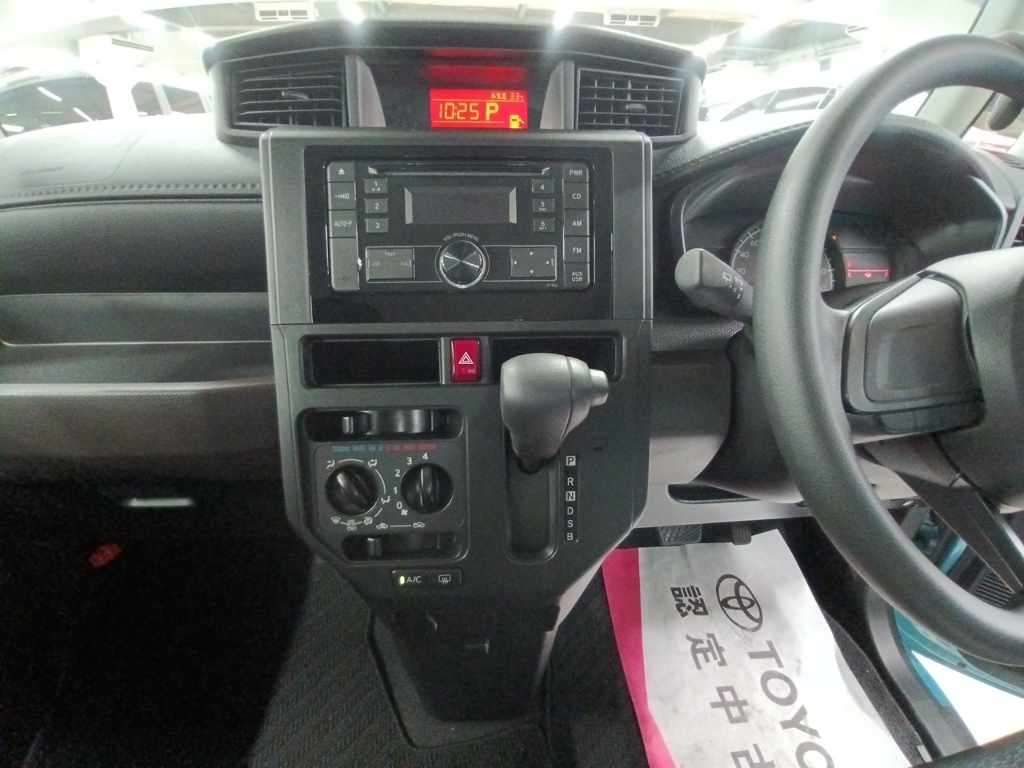 2022 Toyota Roomy X auction photo 11