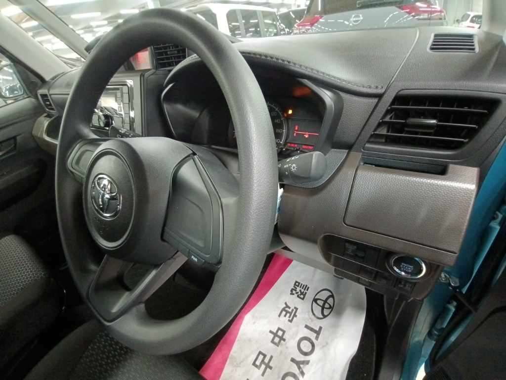 2022 Toyota Roomy X auction photo 9