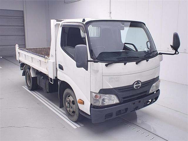 Japan Auction Vehicles 12 2015 Hino Dutro dump auction photo