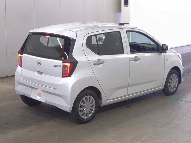 2023 Daihatsu Mira e:S L auction photo 5