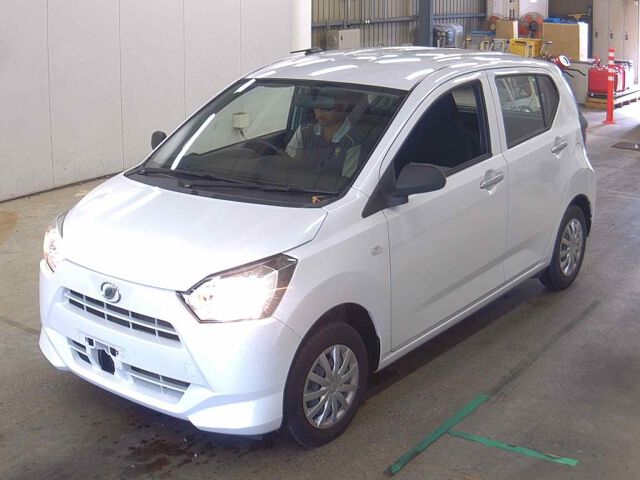 2023 Daihatsu Mira e:S L auction photo 4