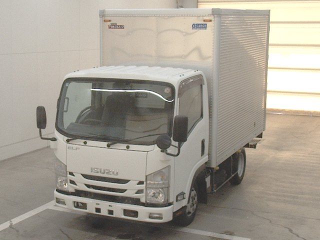 Japan Auction Vehicles 10 2017 Isuzu Elf Van auction photo
