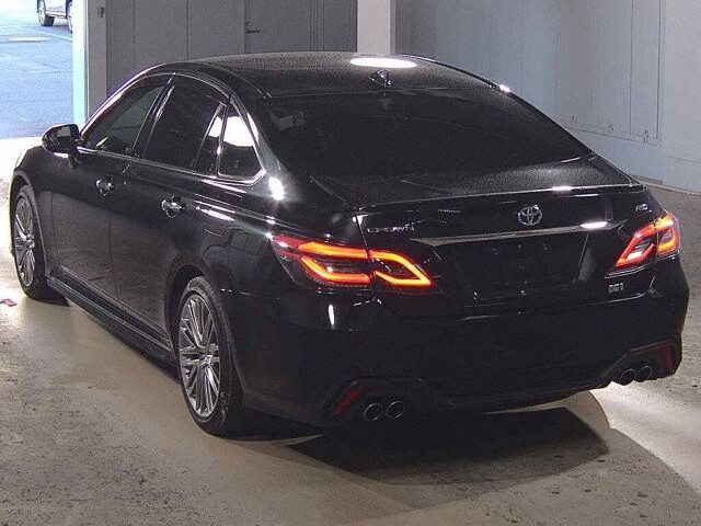 2021 Toyota Crown RS auction photo 2