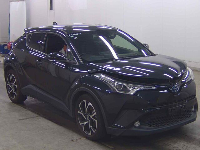 2017 Toyota C-HR G Japan auction vehicle