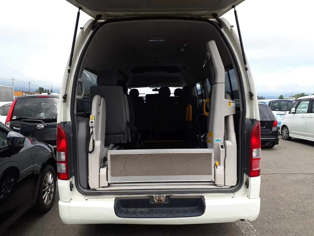 2008 Toyota Hiace ウェルキャブ 4WD auction photo 11