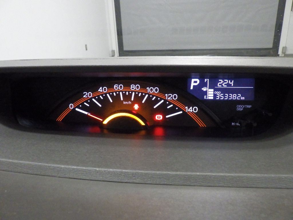 2015 Daihatsu Tanto 4WD X auction photo 9