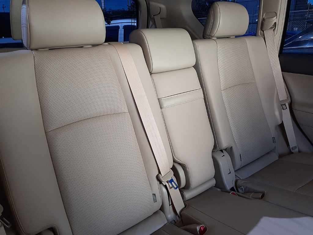 2023 Toyota Land Cruiser Prado TX Lパッケージ 4WD auction photo 9