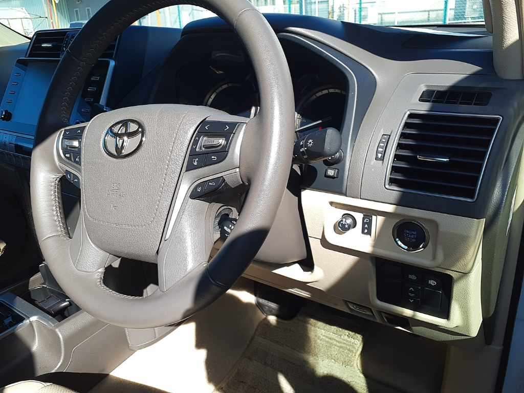 2023 Toyota Land Cruiser Prado TX Lパッケージ 4WD auction photo 7
