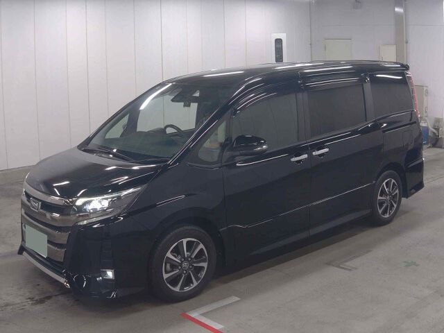 2018 Toyota Noah SI WXB auction photo 4
