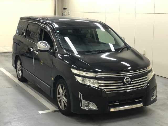 2010 Nissan Elgrand ハイウェイスター7ニンノリ Japan auction vehicle