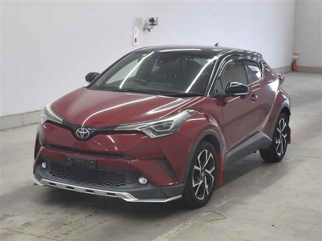 2018 Toyota C-HR G-T auction photo 4