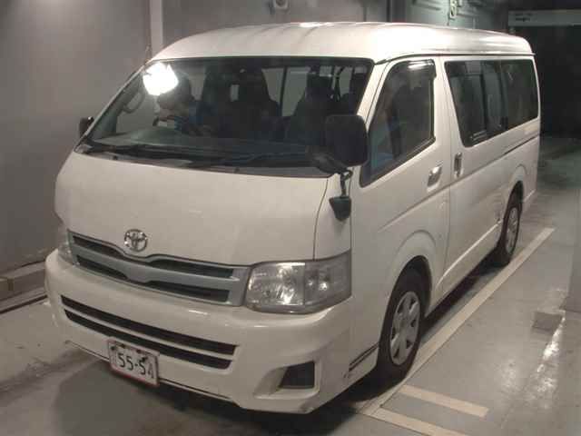 2011 Toyota Hiace auction photo 4