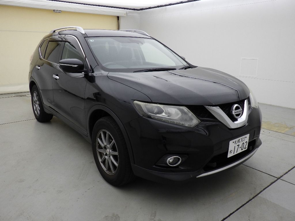 2015 Nissan X-Trail 4WD 20Xエマージェンシーブレーキパッケージ 5人 Japan auction vehicle