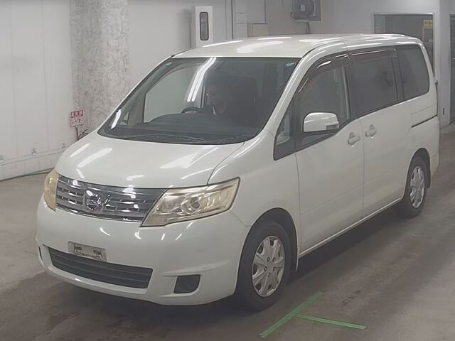 2010 Nissan Serena 20S Vセレクション auction photo 4