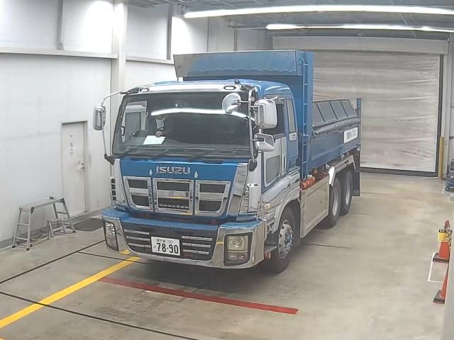 Japan Auction Vehicles 10 2014 Isuzu ダンプ auction photo