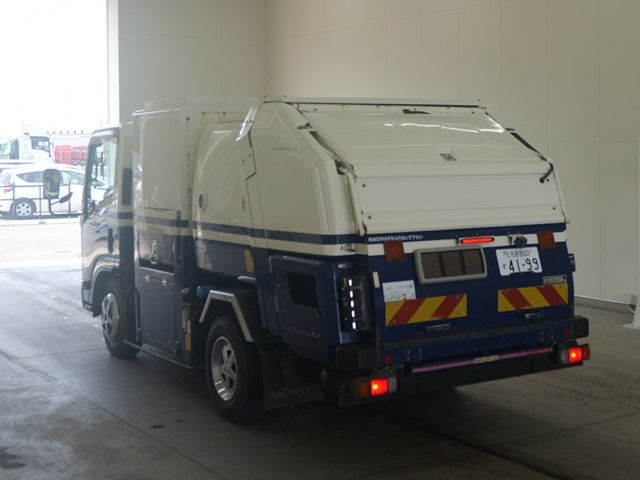 2013 Isuzu Elf Jinkai auction photo 2