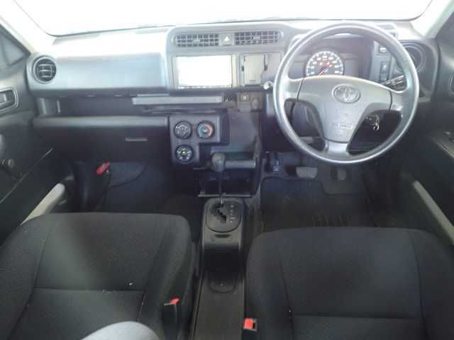 2020 Toyota Probox DXコンフォート 4WD auction photo 6