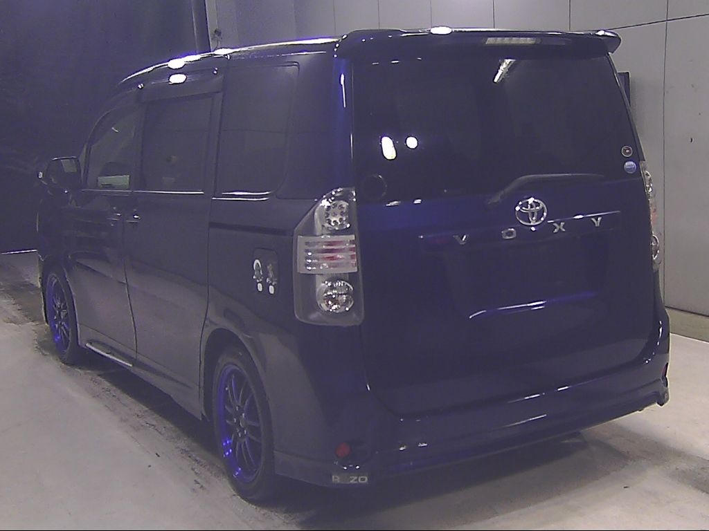 2009 Toyota Voxy XL Edition (8 people) auction photo 5