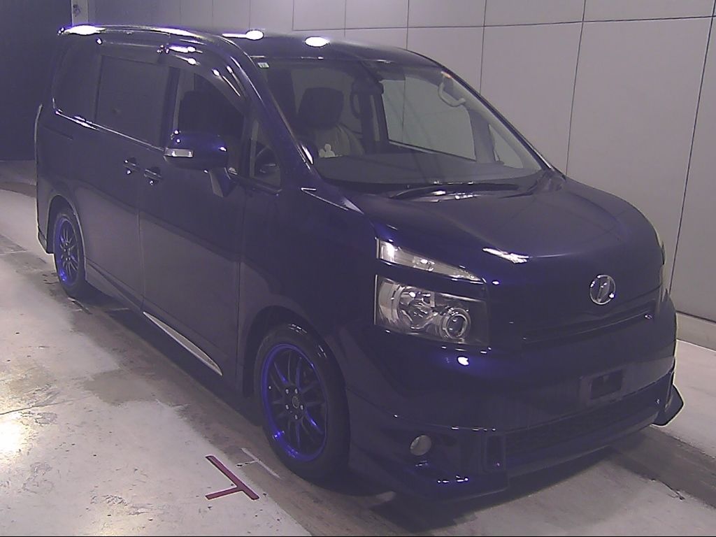 2009 Toyota Voxy XL Edition (8 people) Japan auction vehicle