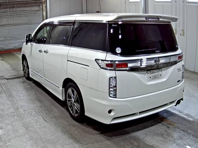 2012 Nissan Elgrand ライダー 黒クロスシート マニュアルシート auction photo 2