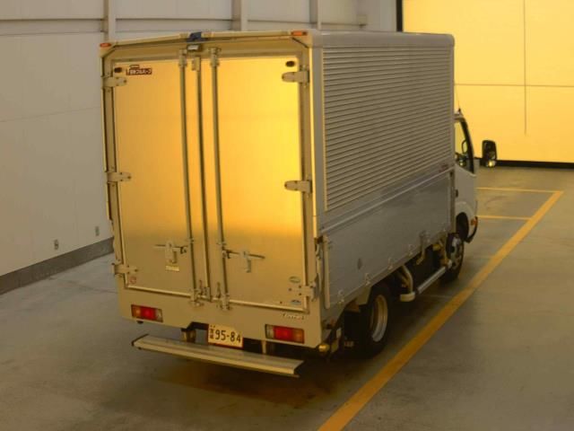 2019 Toyota Dyna Wing auction photo 2
