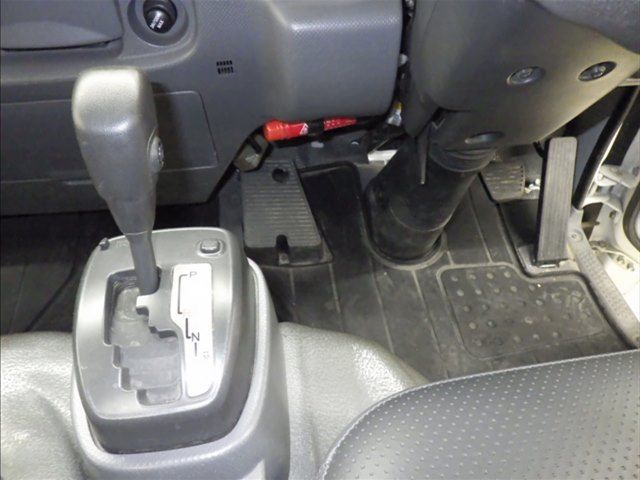 2019 Isuzu Elf With crane auction photo 7