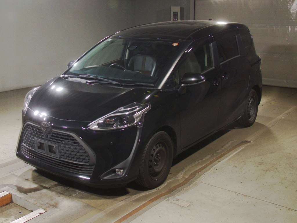 Japan Auction Vehicles 4 2021 Toyota Sienta G. Quero auction photo