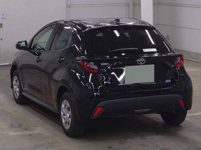 2025 Toyota Yaris X 4WD auction photo 2