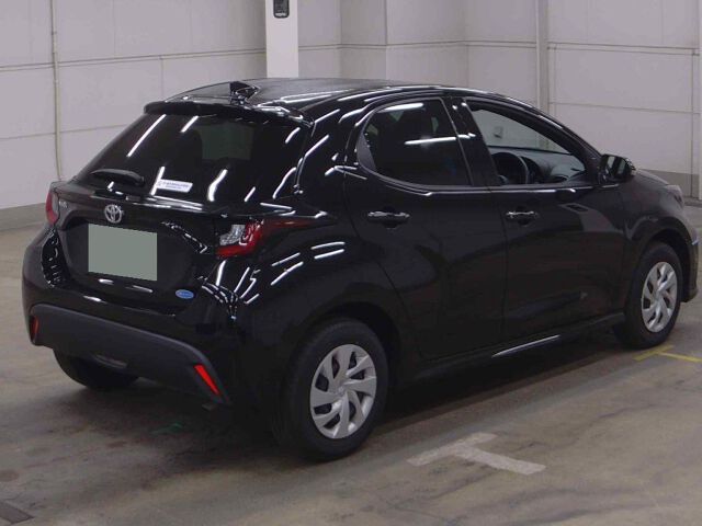 2025 Toyota Yaris X 4WD auction photo 5