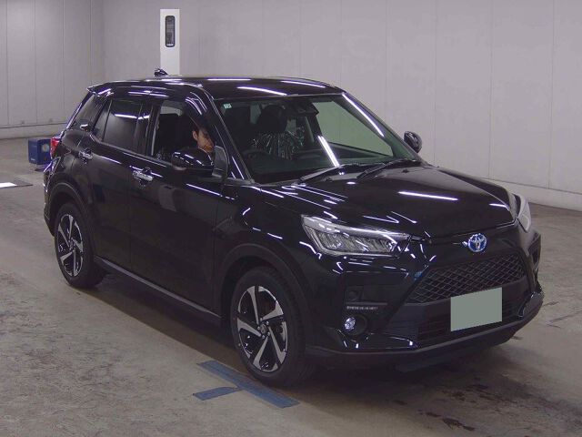 Japan Auction Vehicles 8 2026 Toyota Raize HV-Z Panoramic P auction photo