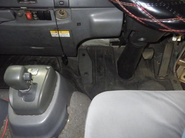 2008 Isuzu Forward ウィング auction photo 8