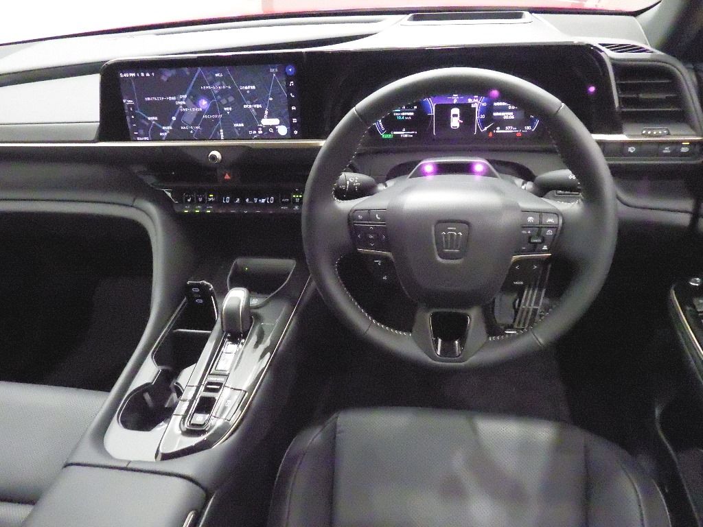 2023 Toyota Crown Sport Z auction photo 3