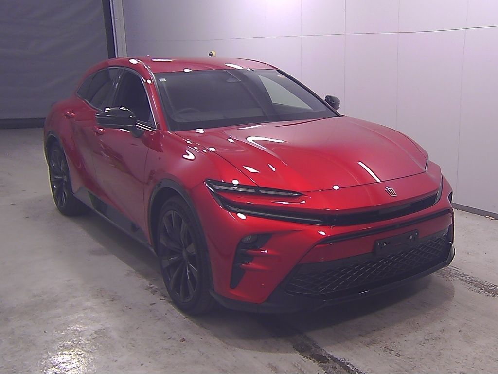 2023 Toyota Crown Sport Z Japan auction vehicle