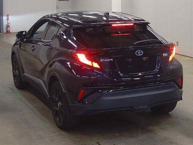 2021 Toyota C-HR G-Mode Nero Safety +2 auction photo 2