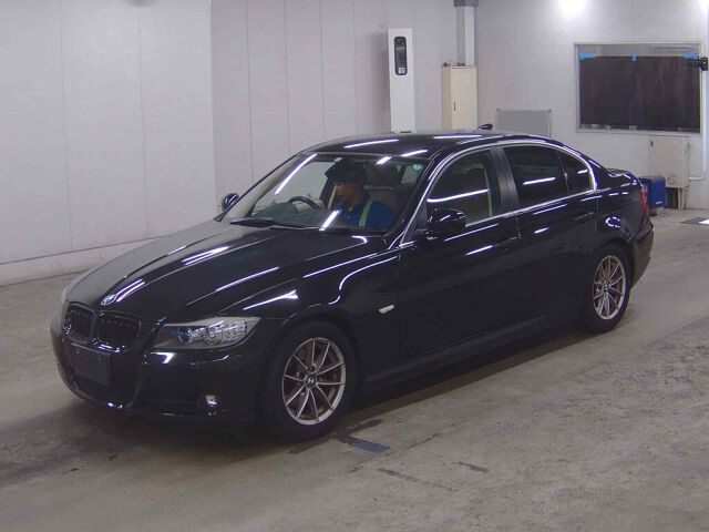 2011 BMW 3 Series 320Iハイラインパッケ auction photo 4